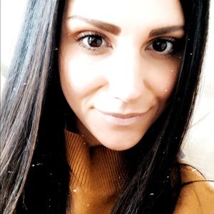 Meet your Posher, Erinkisela@gmail.com